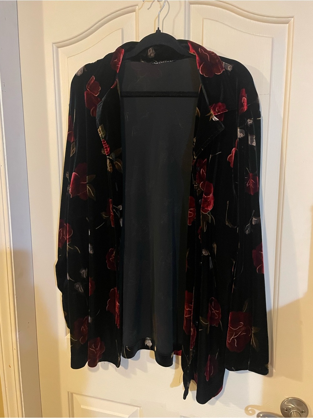 Black Velvet Floral Cardigan - Red Rose Print